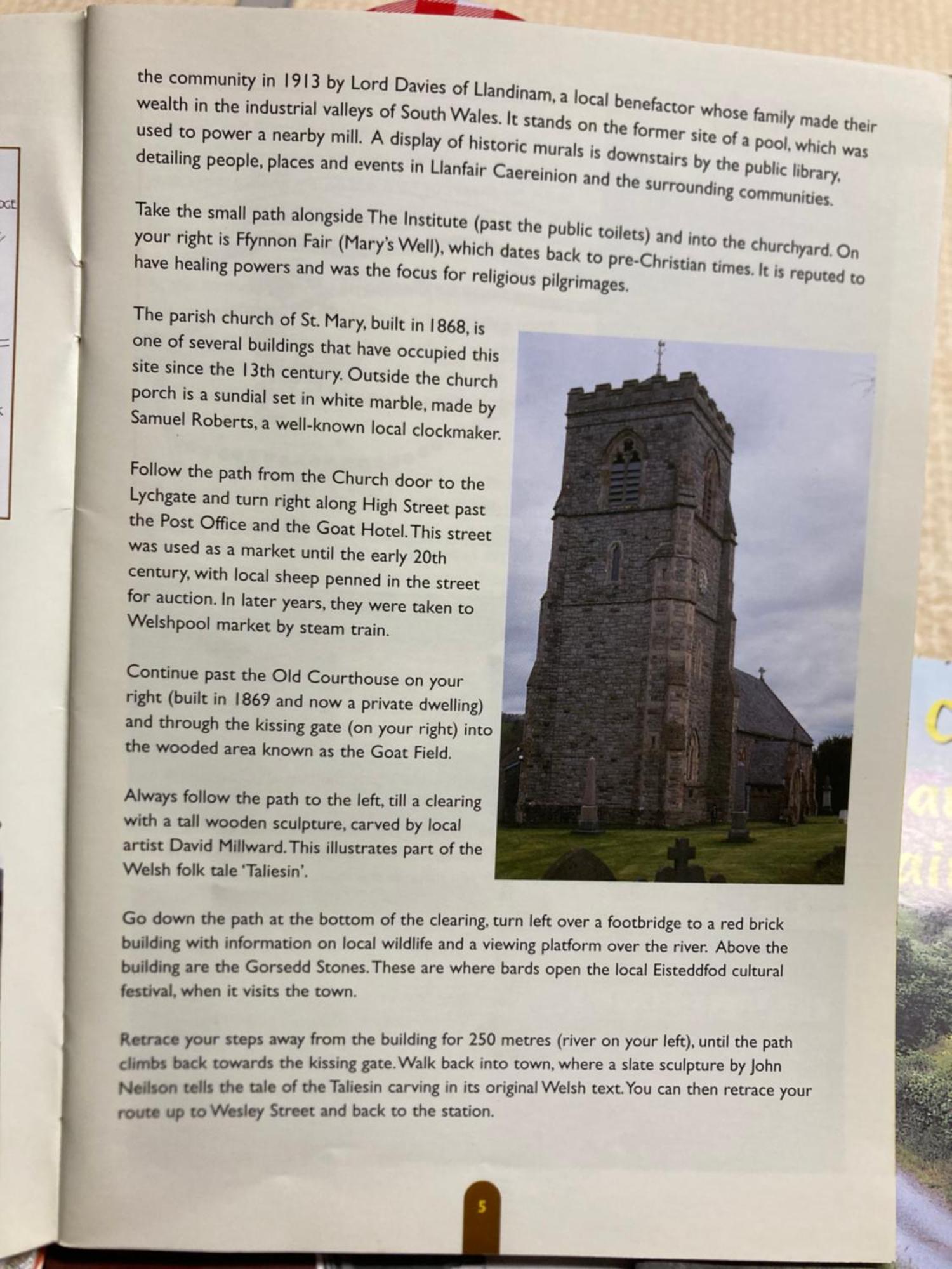 Bryntirion Farmhouse Apartment With Hot Tub Llanfair Caereinion エクステリア 写真